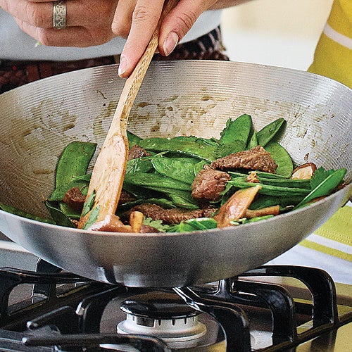 beefsnowpeashitaachistirfry_article