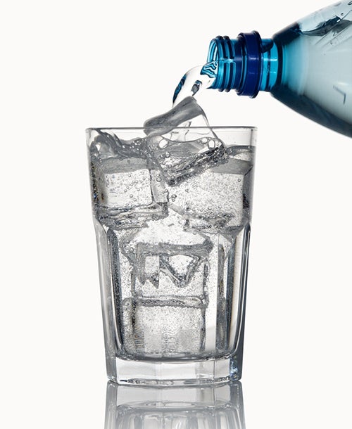 Does Sparkling Water Count as Daily Water Intake?Ask the Doctor