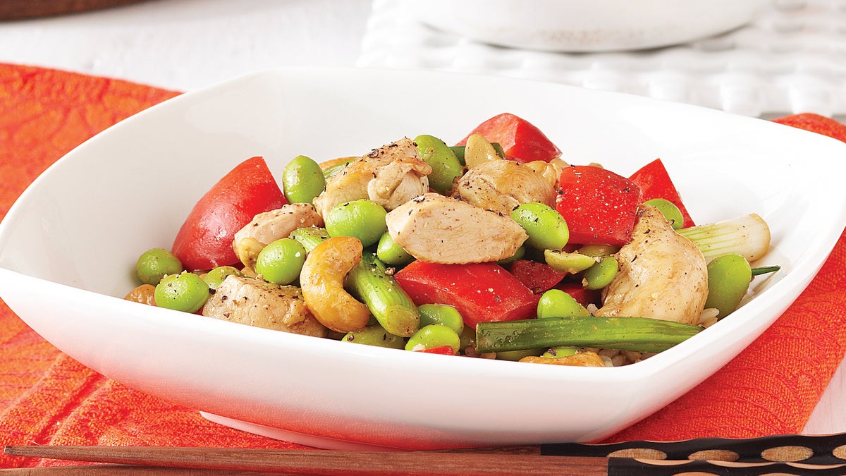 Ginger Soy Chicken & Edamame StirFry with Cashews