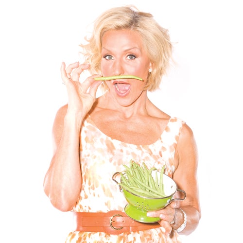 Tosca & Raw Veggies Crisp, raw veggies do wonders for a sculpted tummy.