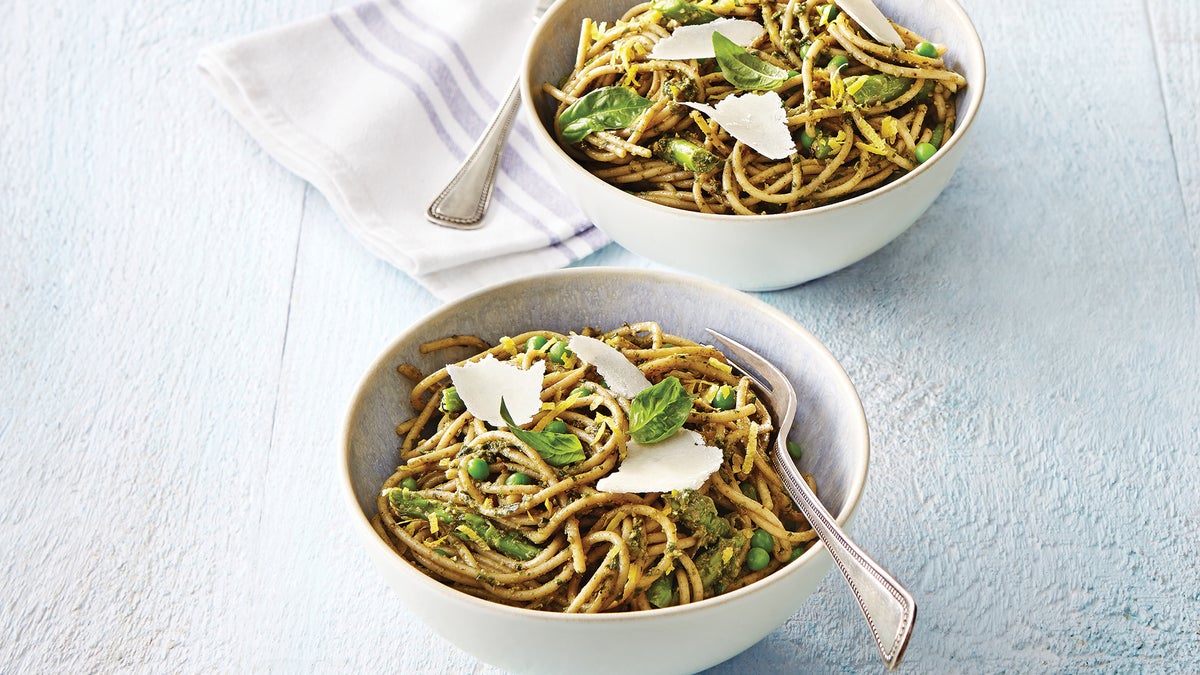 Springtime Spaghetti with Pesto, Asparagus & Zucchini Recipe