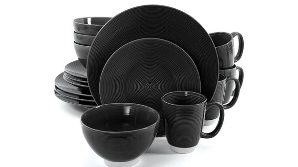 artsy black plates