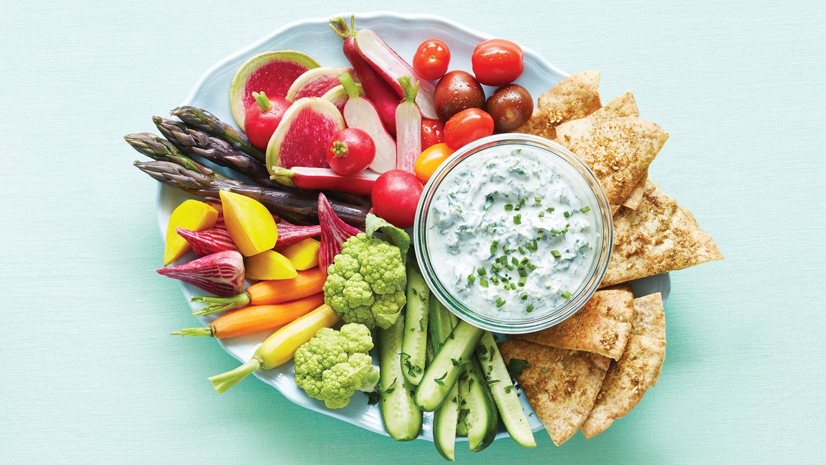 Creamy Kale Dip with Za'atar Pita Chips Healthy Dip Recipes