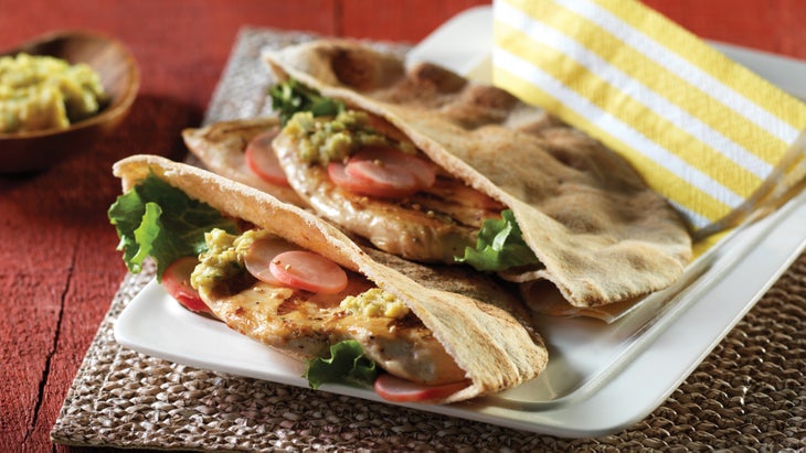 Grilled Za'atar chicken Pitas Spiced chicken sandwich recipe