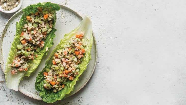 Salmon lettuce cups on plate