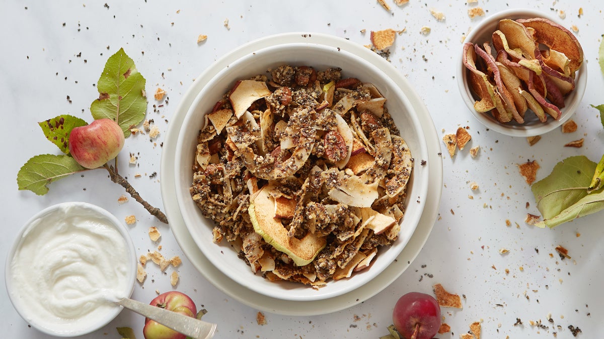 The GutHealthy Granola That You Can Prep in 15 Minutes Clean Eating