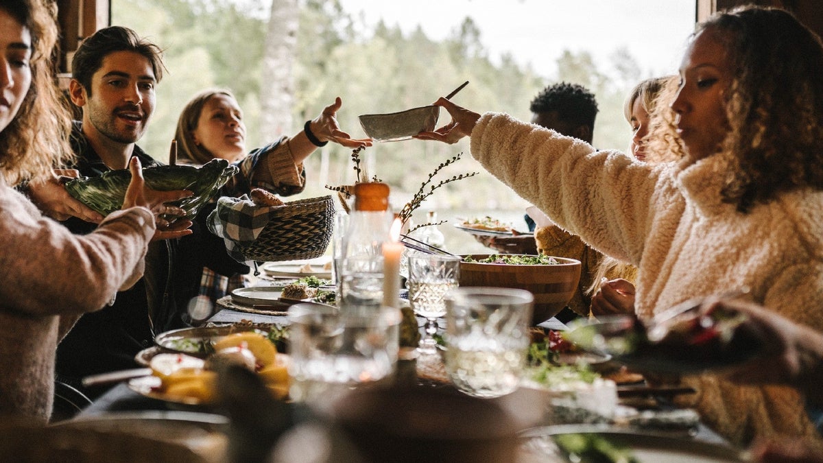 7 Ways to Enjoy the Holidays without Blowing Your Fitness Goals