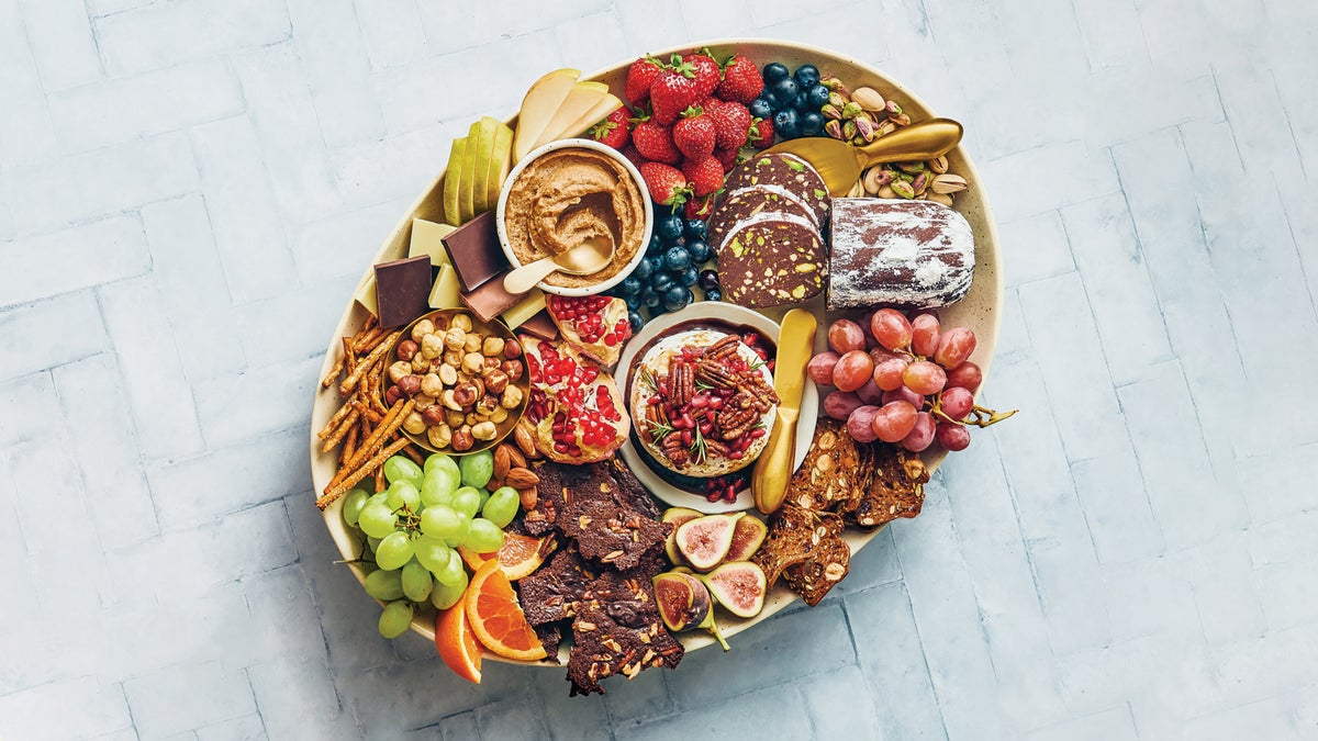 Wow Guests at Holiday Get-Togethers with These Gorgeous Grazing Platters