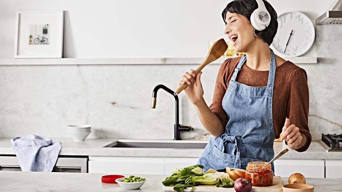 100 Ways to Be a Better Cook: How to Have More Fun Cooking