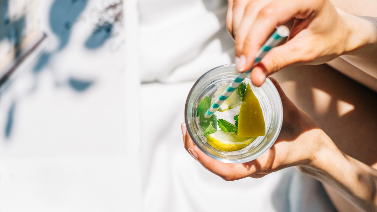 Is Lemon Water Actually Healthy? We Asked an Expert