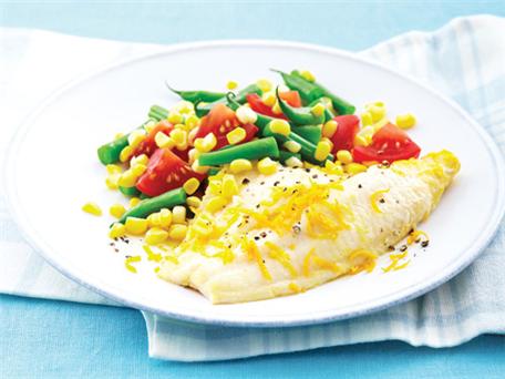 30LowCalMeals29 Low Calorie Meal: Orange-Poached Catfish with Confetti Salad