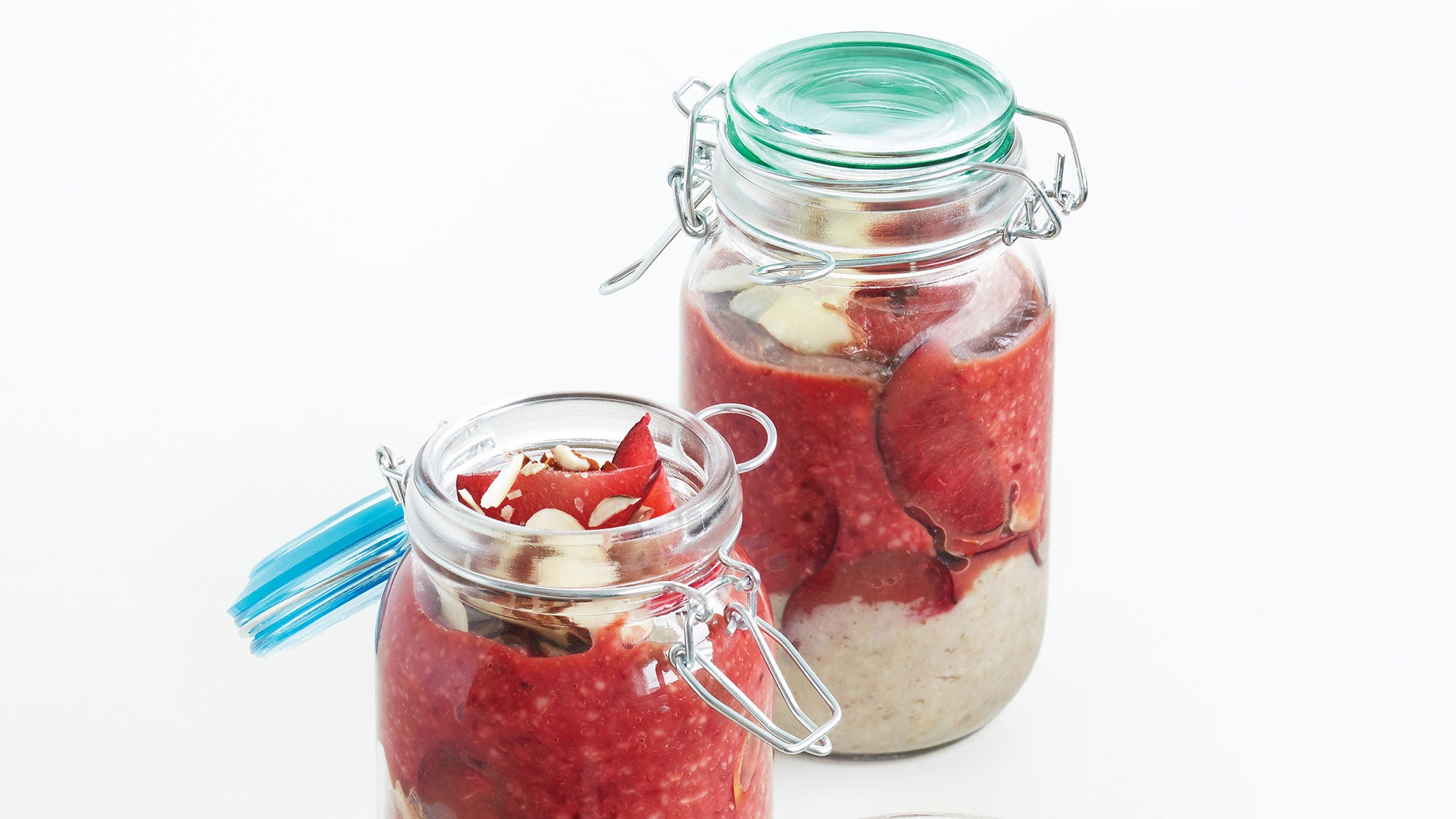 Triple-Fruit-&-Oat-Blended-Parfait_72-web Triple Fruit & Oat Blended Parfait Recipe