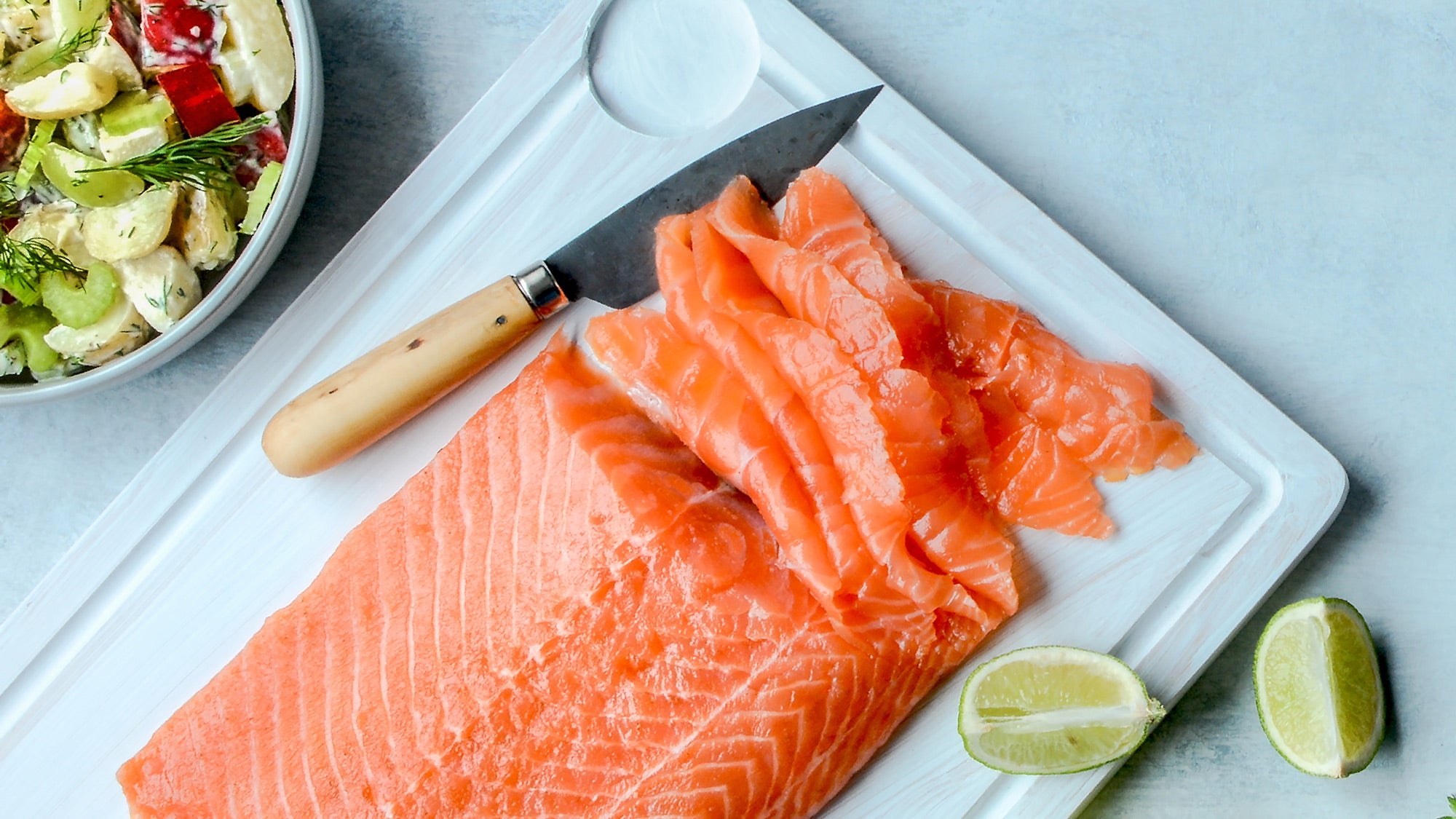 Chamomile Cured Salmon Whole30 Gravlax