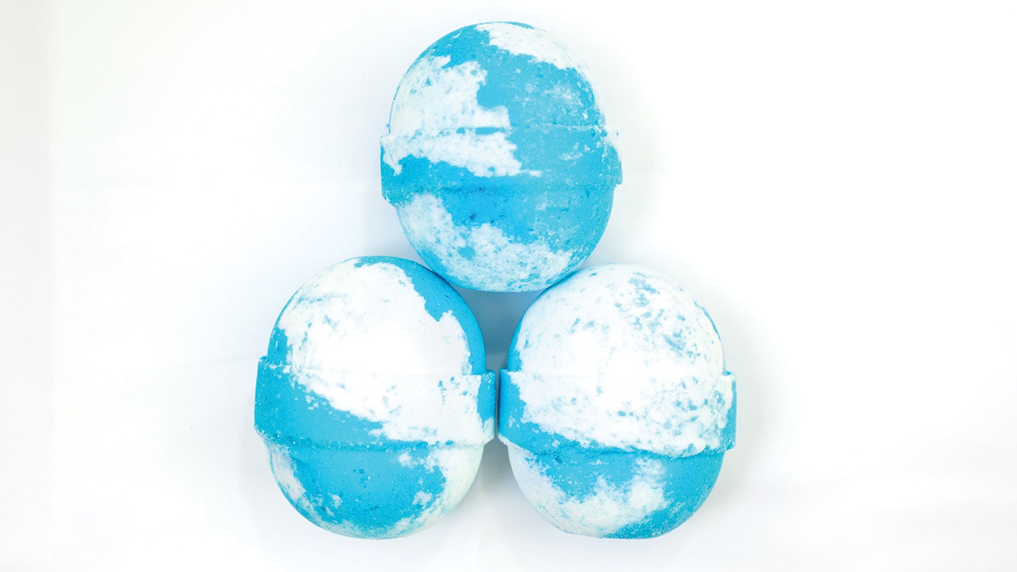 Gear-Mountain-Madness-Bath-Bomb_94-web Mountain Madness Oh, My Sore Muscles bath bomb