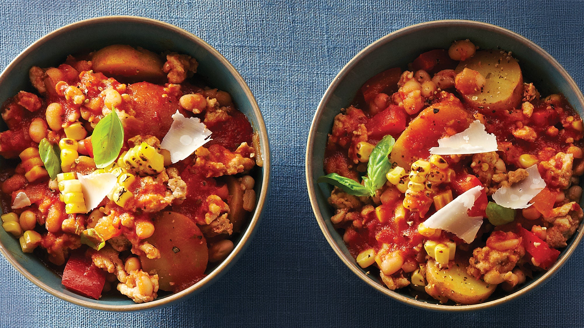 Slow-Cooker Tuscan Turkey Chili Slow-cooker turkey chili recipe