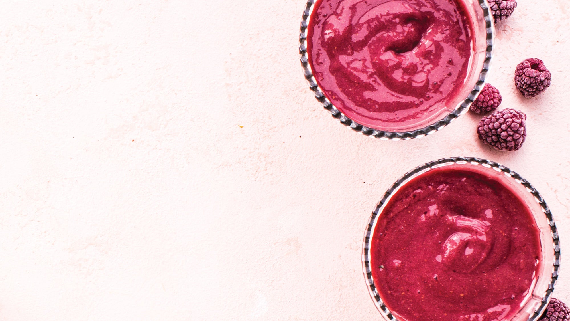 Pomegranate-Raspberry-Smoothie_79-WEB Pomegranate Raspberry Smoothie recipe